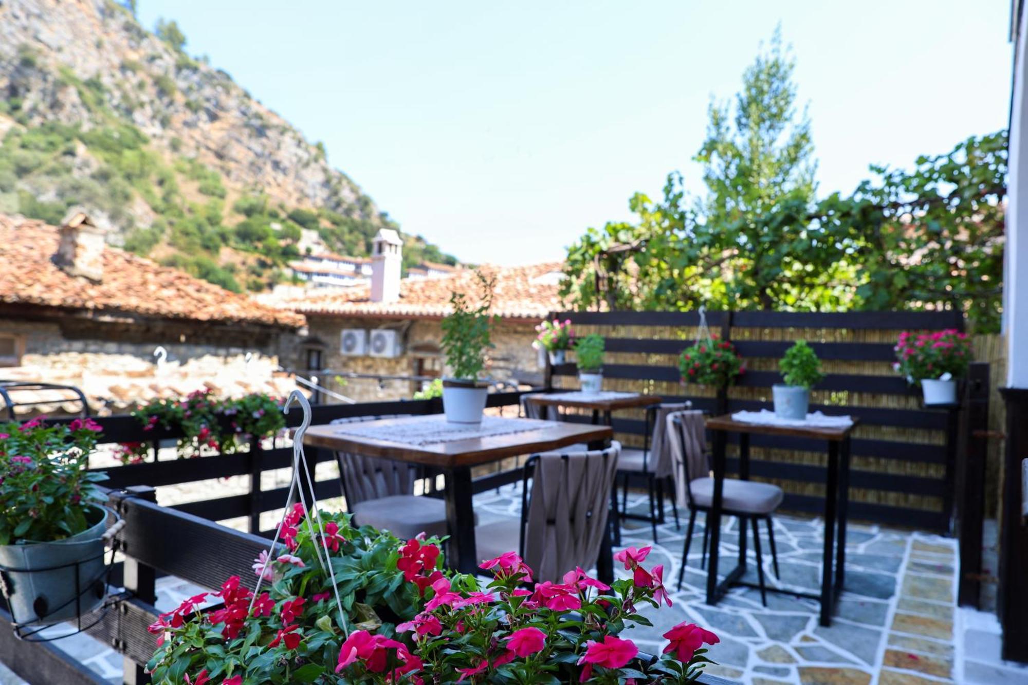 Ador Boutique Hotel Berat Exteriér fotografie