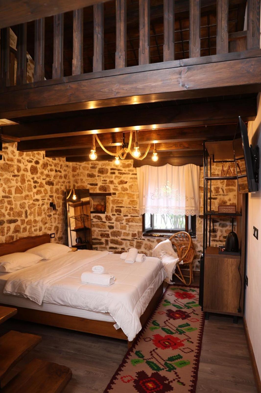 Ador Boutique Hotel Berat Pokoj fotografie